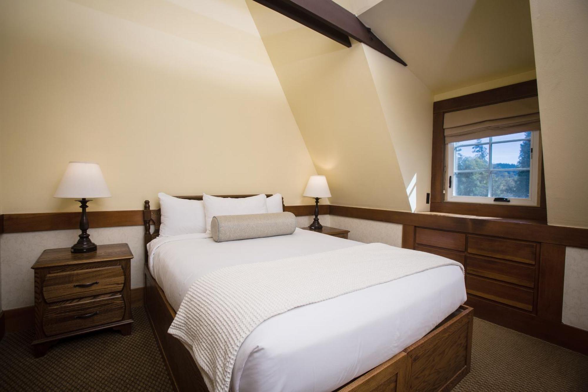 Ucla Lake Arrowhead Lodge Room photo